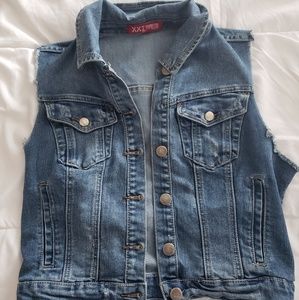 Sleeveless Jean Jacket